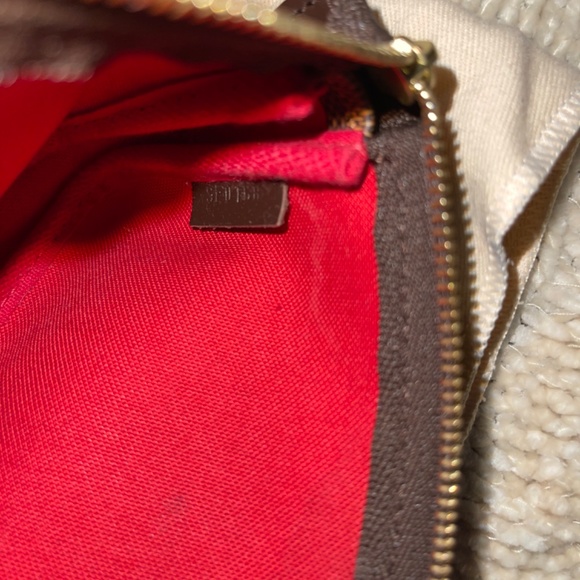 Authentic Louis Vuitton Damier Ebene Mini Pouchette - Picture 5 of 8